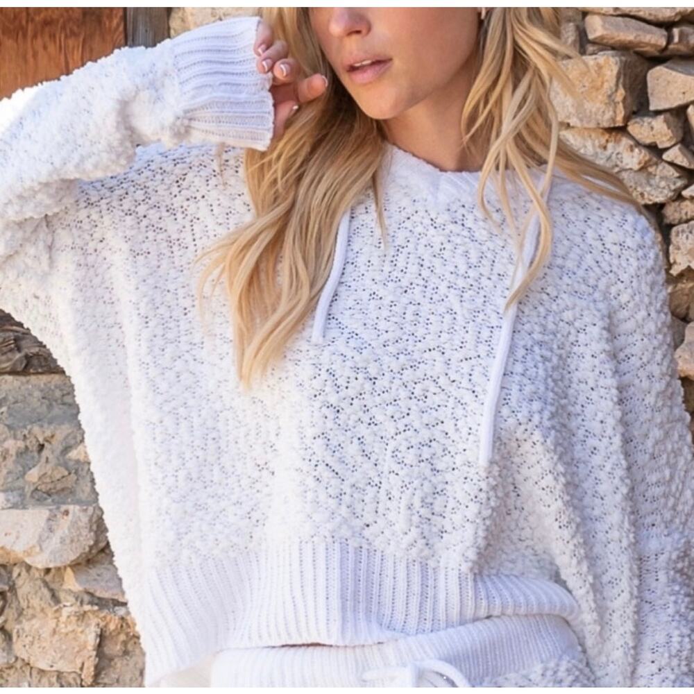 POL Popcorn Hooded Sweater Size Large White Cozy Casual Cottagecore